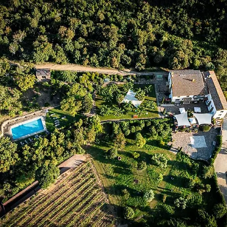 Bell-lloc Country house *